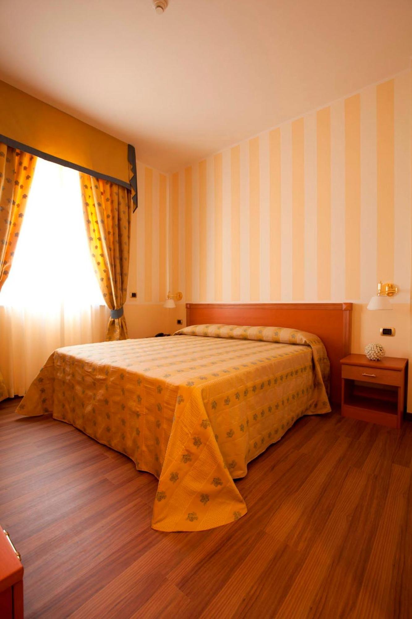 Park Hotel Elizabeth Mariotto Экстерьер фото